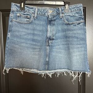 Lucky Brand Denim Frayed Hem Mini Skirt size 12